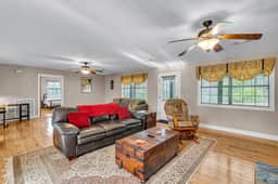 Downtown Access | Stylish | Family Space - Image 3