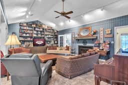 Family House, Pool, Nostalgic, BIG home - Image 4