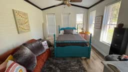 Lions Den, Sleep Like a King! - Image 3