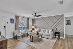 Madelon Manor, Game Day, Convenient - Image 3