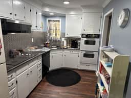 Stark Vegas DawgDaze, 4 BR Near MSU, Go Dawgs! - Image 3