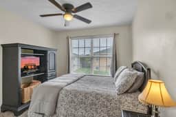 Starr Living, MSU and Oby's, Quiet 3BR Townhome - Image 3