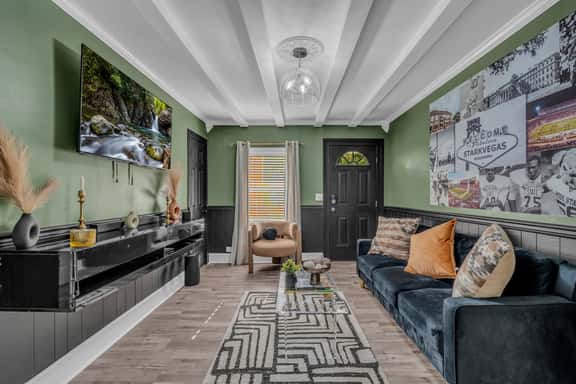 Lindbergh Lounge - Image 1