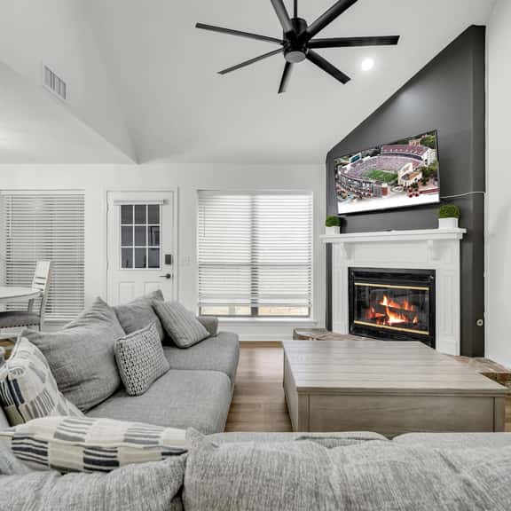 Heart of MSU Modern Townhouse | 3BR | Garage - Image 1