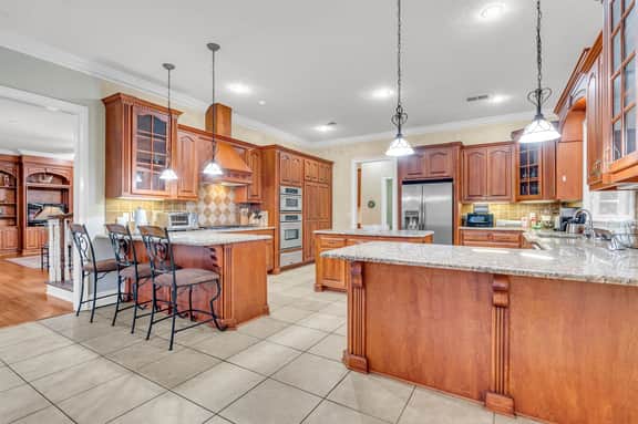 Close to MSU | Spacious | Grill Deck - Image 4