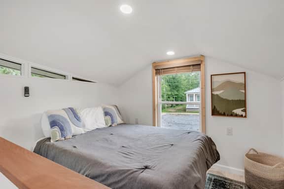 Chapel, Peaceful Tiny Home, 2 mi to MSU - Image 2