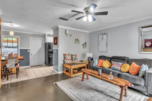 Hickory Hollow, Cozy 3BR, Serene - Image 2