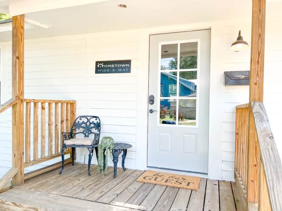 Hometown Hideaway, Walk to Main St, Starkville - Image 2