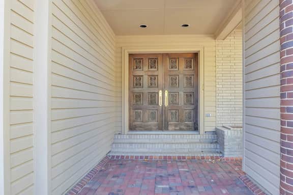 Mr. B’s Home, Pool Table, 1 Mi to Old Waverly - Image 5