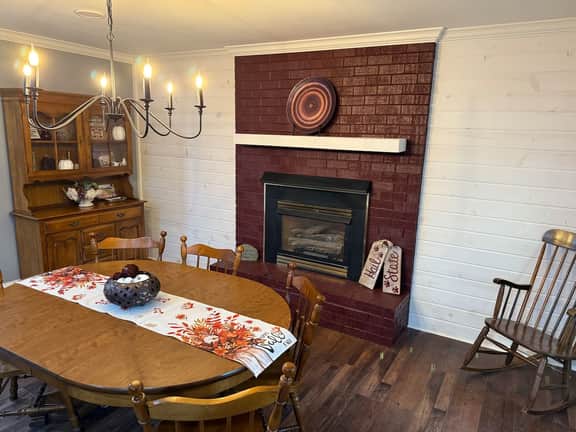 Stark Vegas DawgDaze, 4 BR Near MSU, Go Dawgs! - Image 5