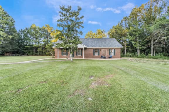 Starkville Storey, Fine Country Living, Quiet - Image 4