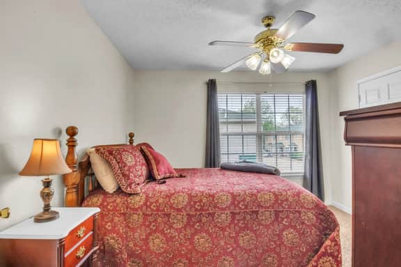 Starr Living, MSU and Oby's, Quiet 3BR Townhome - Image 4