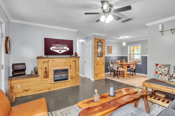 Hickory Hollow, Cozy 3BR, Serene - Image 1