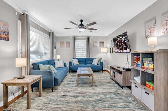 Montgomery Retreat, Spacious, MSU Central - Image 1